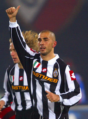 意甲劲旅末分钟遭绝杀，主帅怒斥裁判