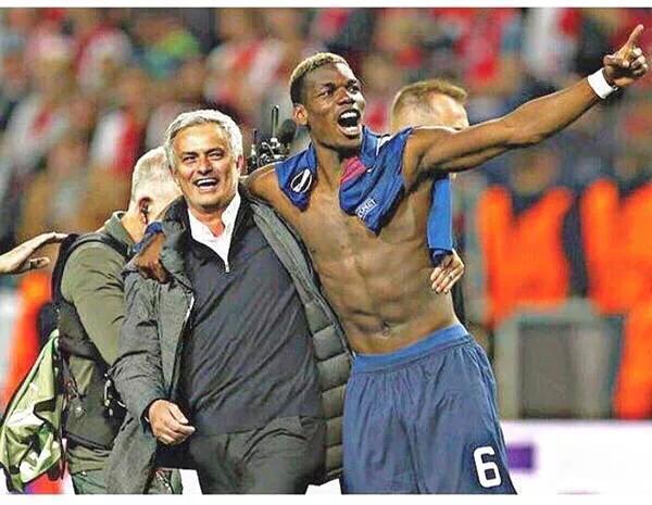 北爱尔兰小将唐利：在热刺时凯恩帮了我很多，这让我喜欢回撤