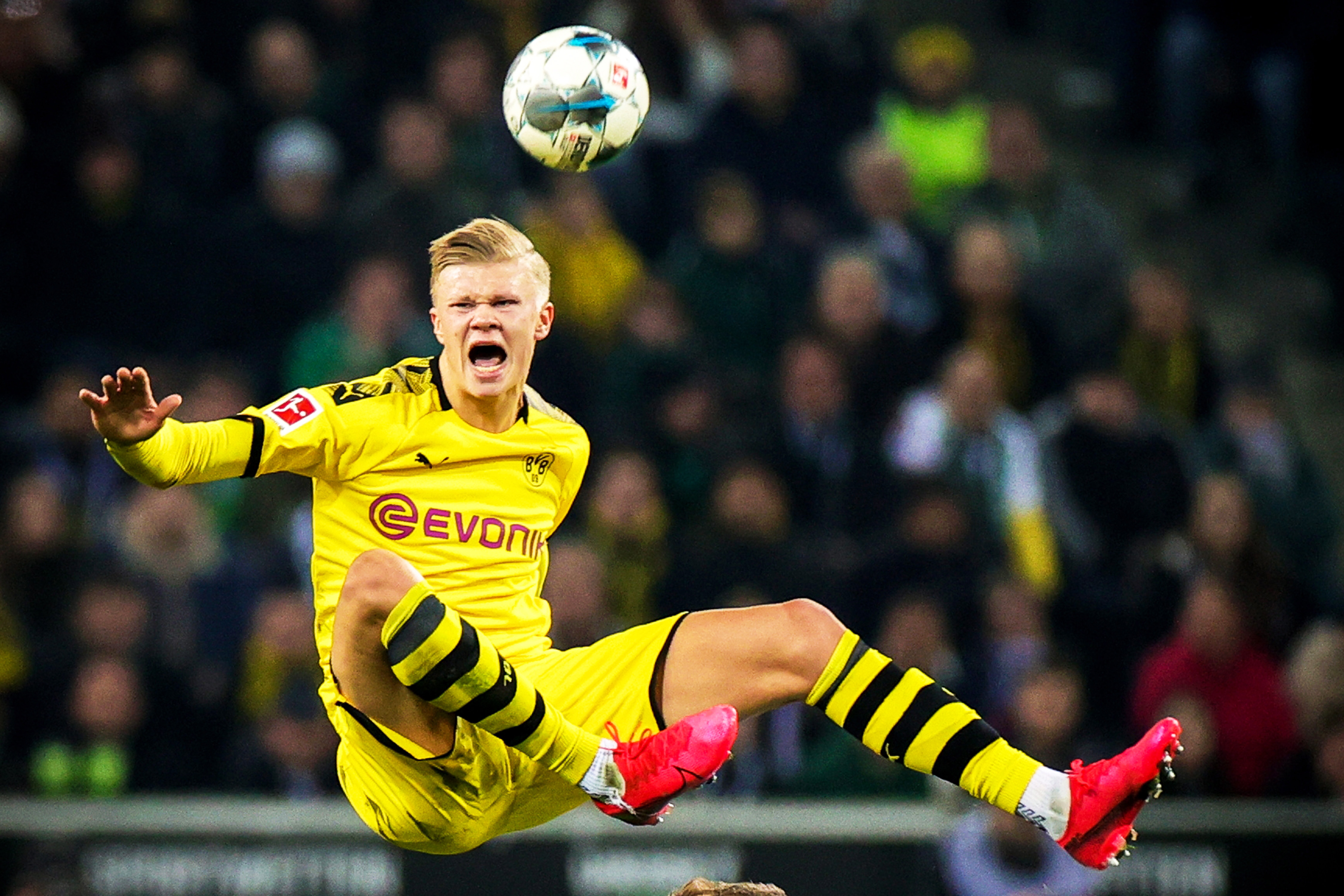 记者：阿连德本赛季美职联19球，迈阿密国际希望将其买断