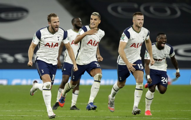 F1收官战正赛：维斯塔潘虽夺冠但无缘WDC；诺里斯加冕世界冠军