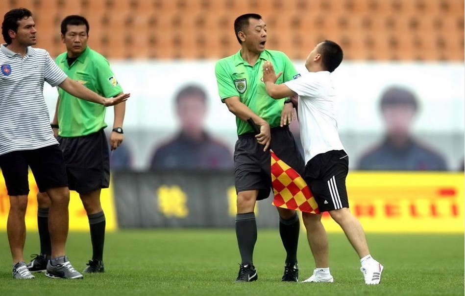 伊朗前锋塔雷米欧冠赛场攻破皇马大门！成为第二位攻...