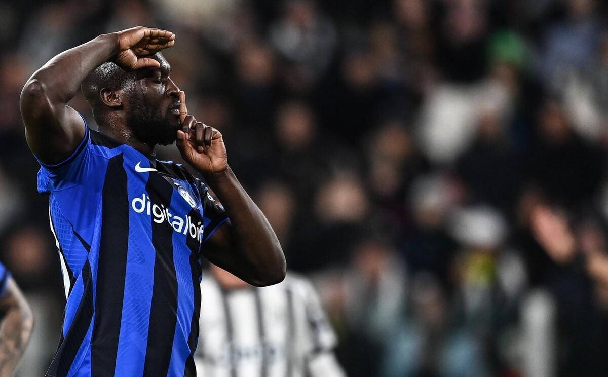 罗哥对梅西的评价可能有一些针对性，但点评曼联就是纯粹客观